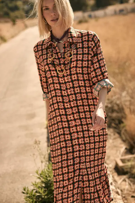 Vestido camisero estampado geométrico verde