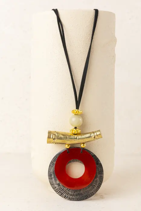 Collar Colgante Circular Asta