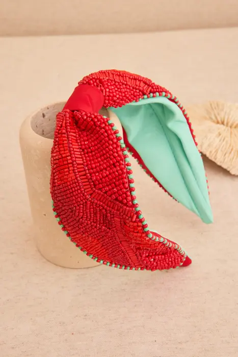 Diadema bordada resinas