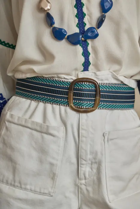 Cinturón hebilla resina cenefas