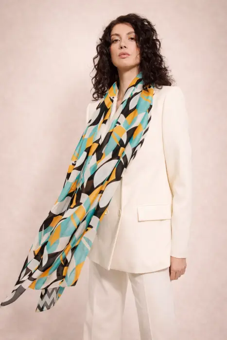 Fular estampado tucanes