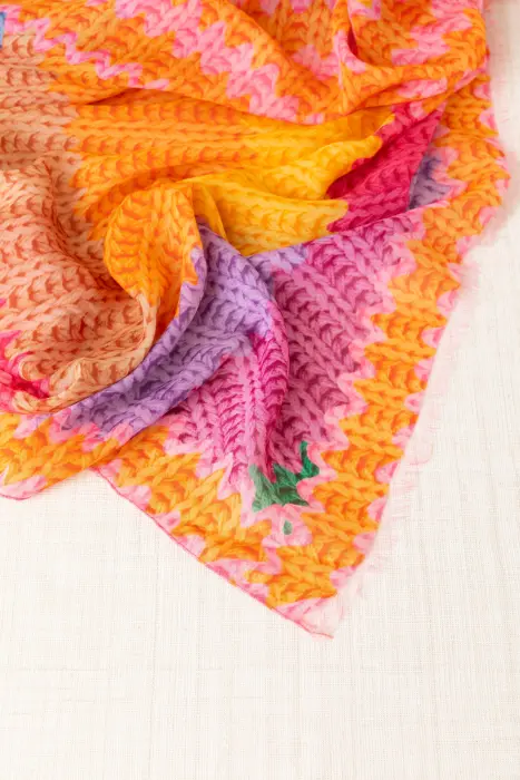 Fular estampado zig zag