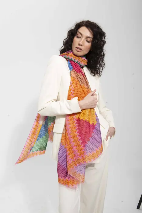 Fular estampado zig zag