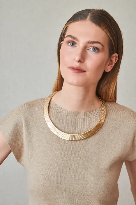 Collar corto malla metalizada