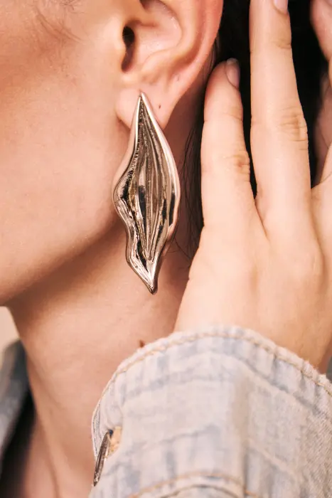Pendientes abanico y hoja ondulada