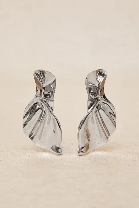 Pendientes abanico y hoja ondulada