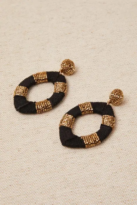 Pendiente aros ovalados negro