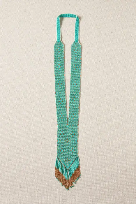 Collar corbata étnico