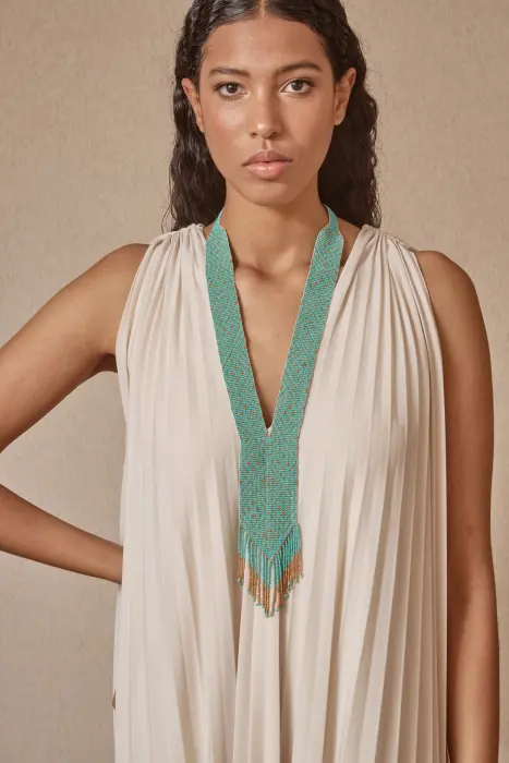 Collar corbata étnico