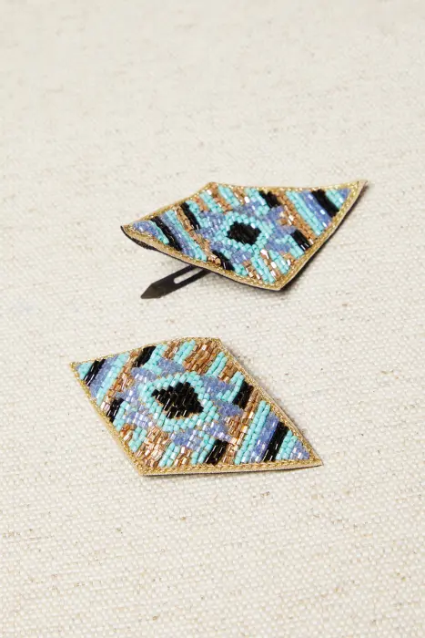 Horquillas bordadas rombo resinas