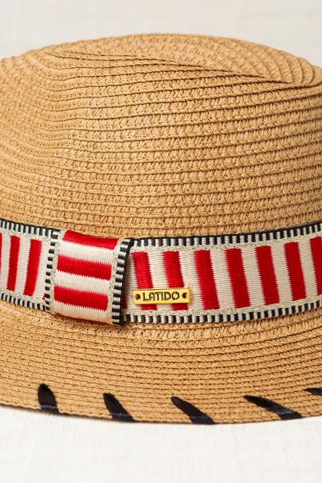 Sombrero cinta negra tejida