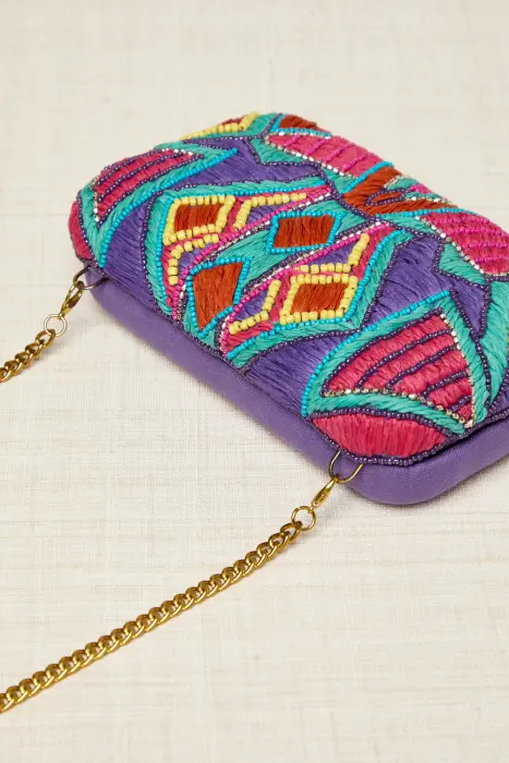 Clutch bordado boho