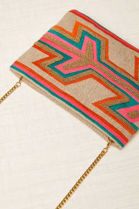 Bolso Cartera Bordado Flecha