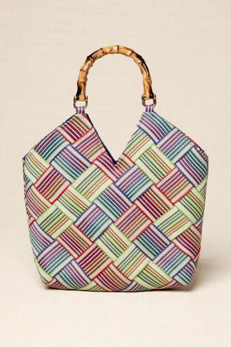 Bolso trenzado con asa bambú