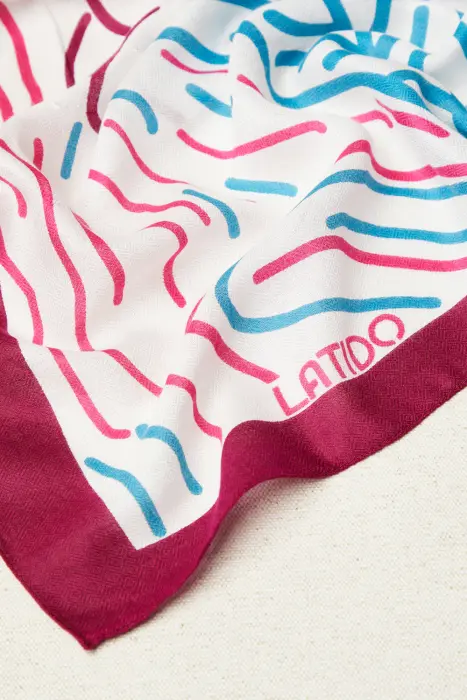 Fular estampado tropical