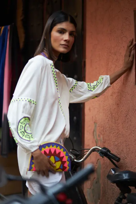 Blusa medallones flúor