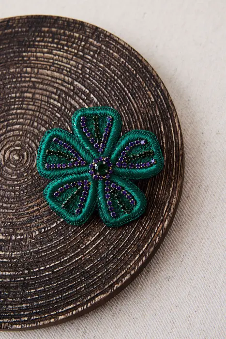 Broche Flor Bordada