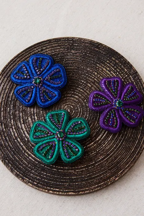 Broche Flor Bordada