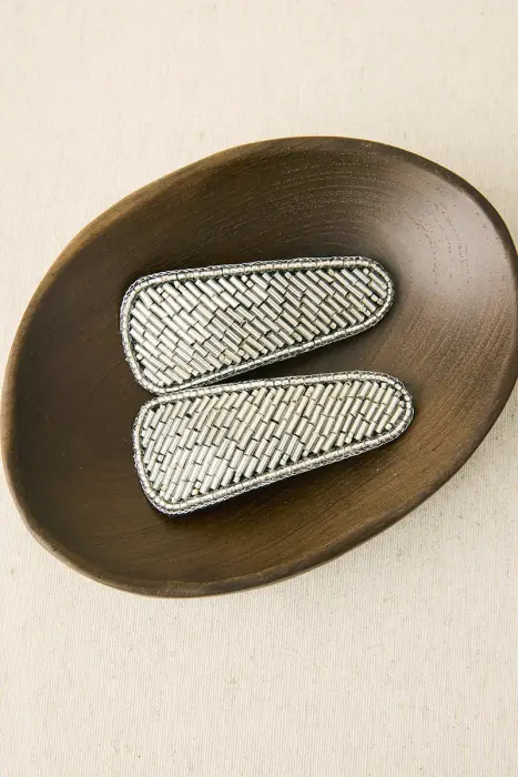 Horquillas Bordadas en Resina