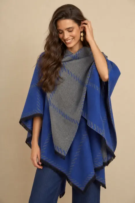 Poncho Reversible Cuadro Maxi
