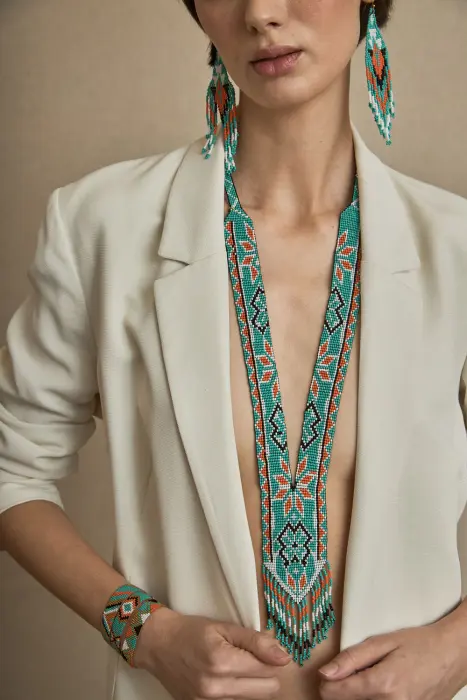 Collar Azteca Resina