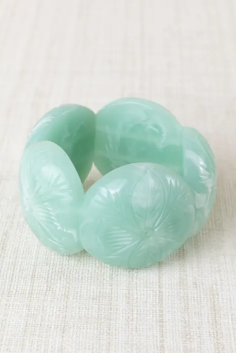 Pulsera Maxi Resina Tallada