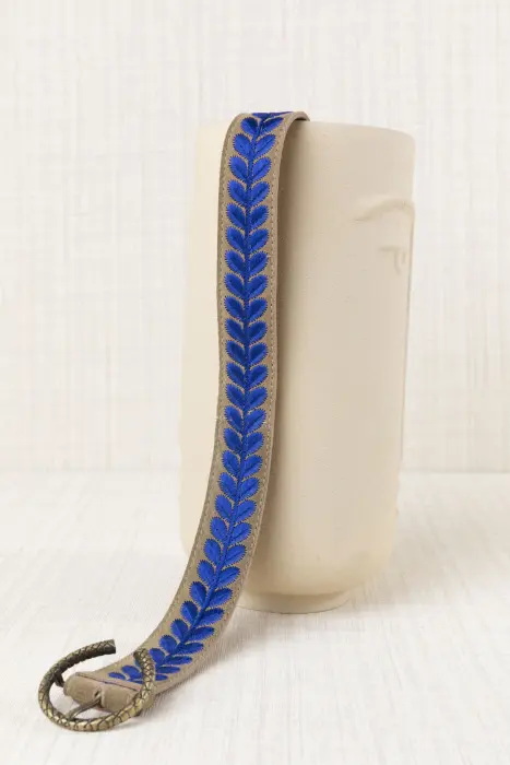 Cinturón Bordado Hojas