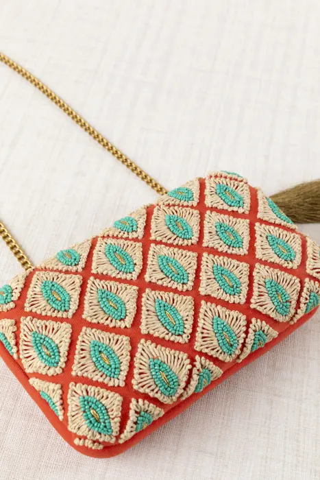 Bolso Clutch Resinas