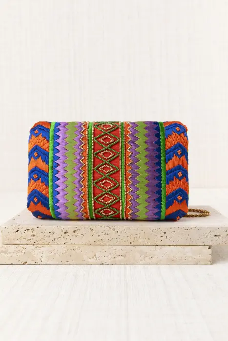 Bolso Clutch Bordado