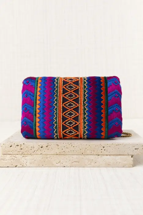 Bolso Clutch Bordado