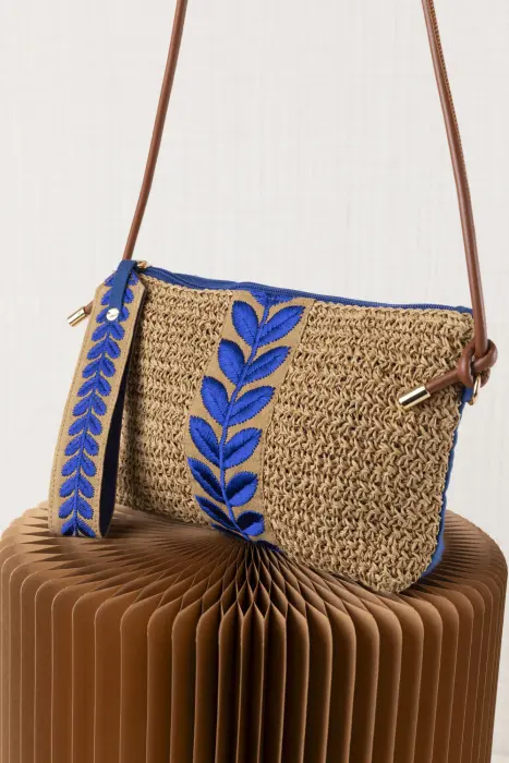 Bolo Mano Cinta Bordada