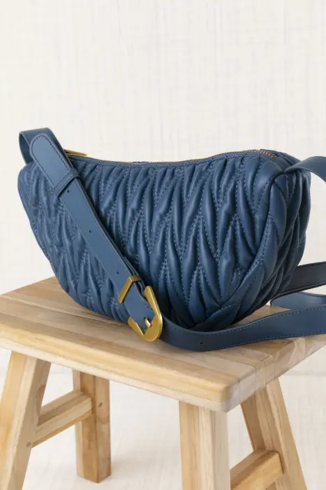 Bolso Plisado Medialuna