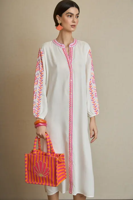 Vestido Kurta Bordado Hojas
