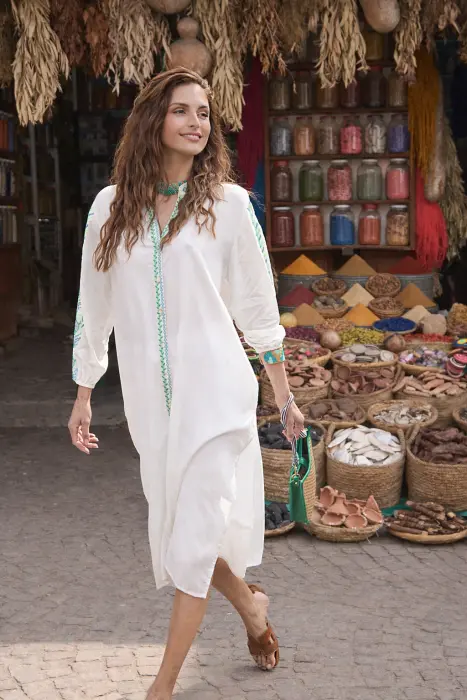 Vestido Kurta Bordado Hojas