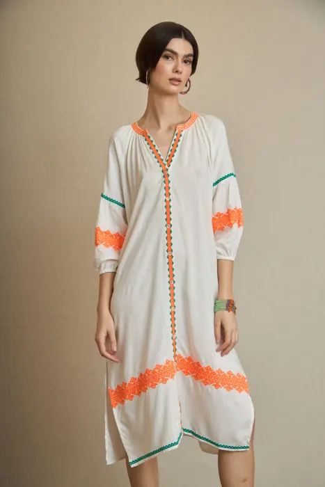 Vestido Kurta Bordado Étnico