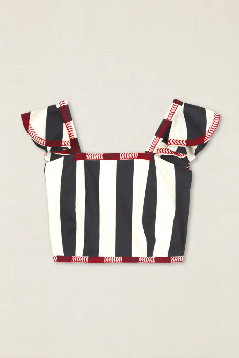 Conjunto Top-Falda con bordado rojo