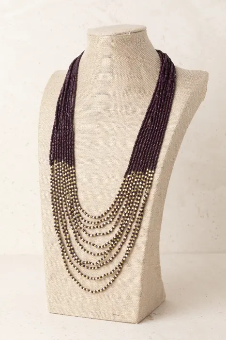 Collar Combinado Resina y Brillo