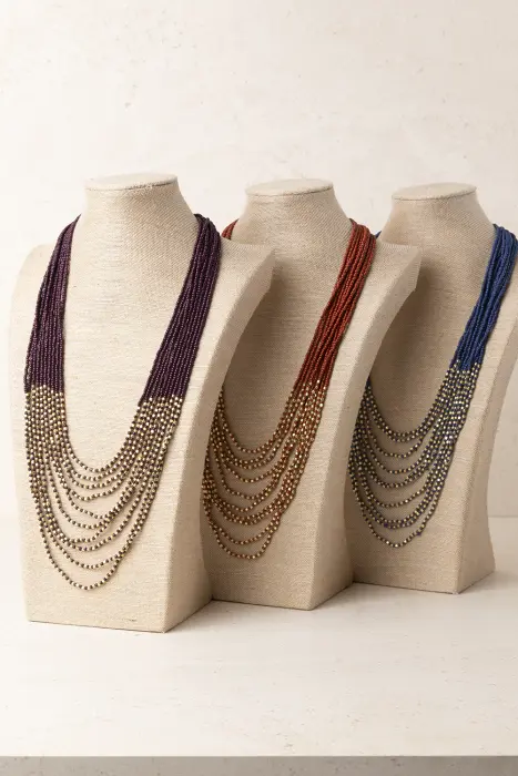 Collar Combinado Resina y Brillo