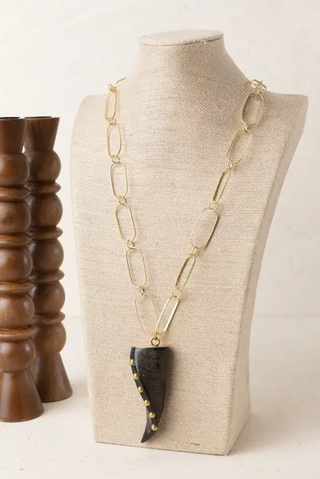 Collar colgante Cuerno Asta