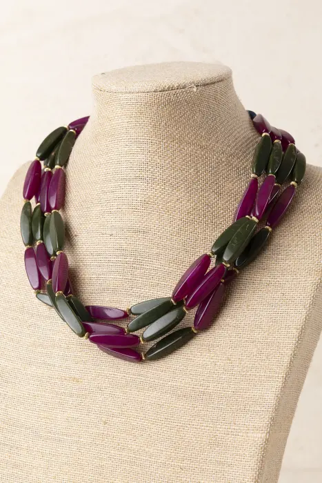 Collar Corto Resina Combinada