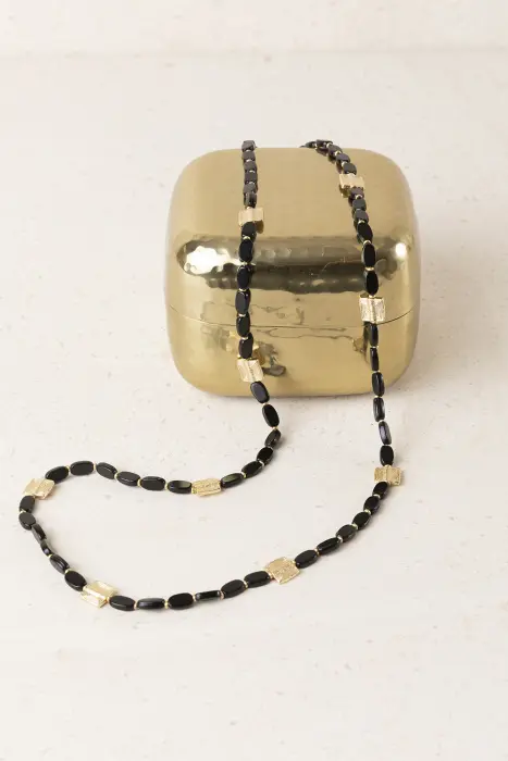 Collar Largo FIno Resina