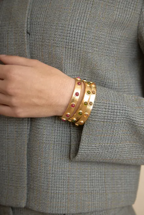 Pulsera Fina Piedra y Latón