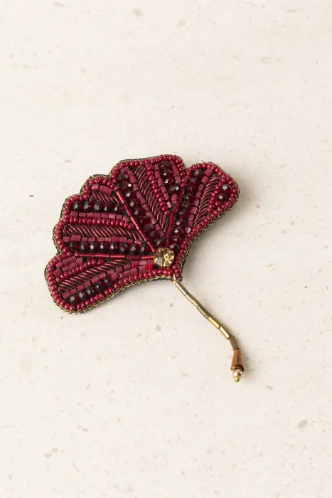 Broche Abanico Bordado