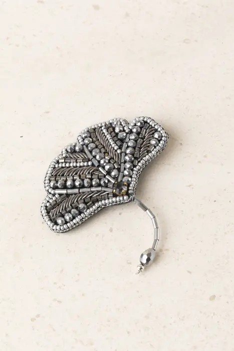 Broche Abanico Bordado