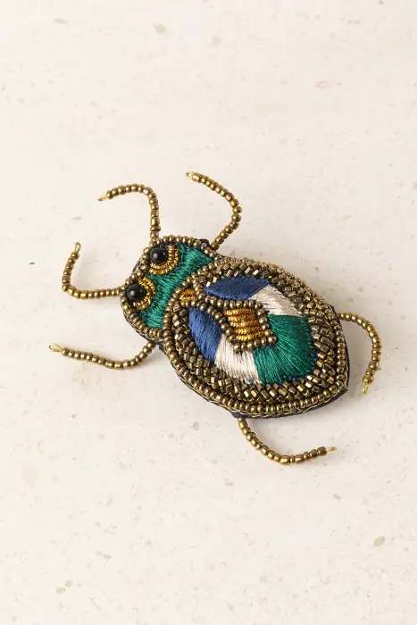 Broche Insecto Bordado