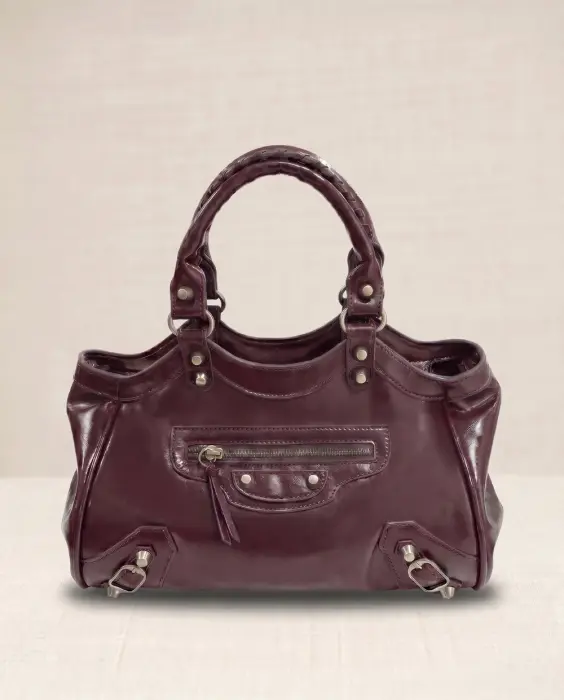 Bolso City con Tachuelas