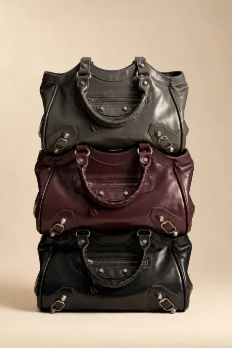Bolso City con Tachuelas
