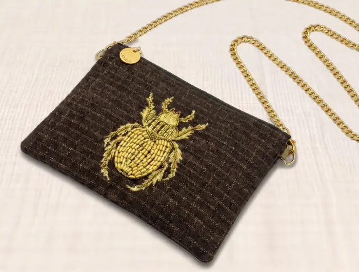 Bolso Bandolera Bordado Escarabajo