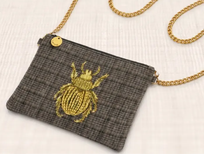Bolso Bandolera Bordado Escarabajo