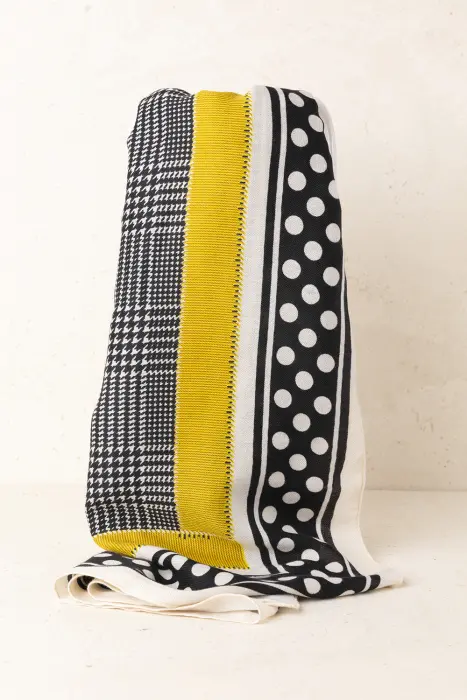 Fular Estampado Pata de Gallo